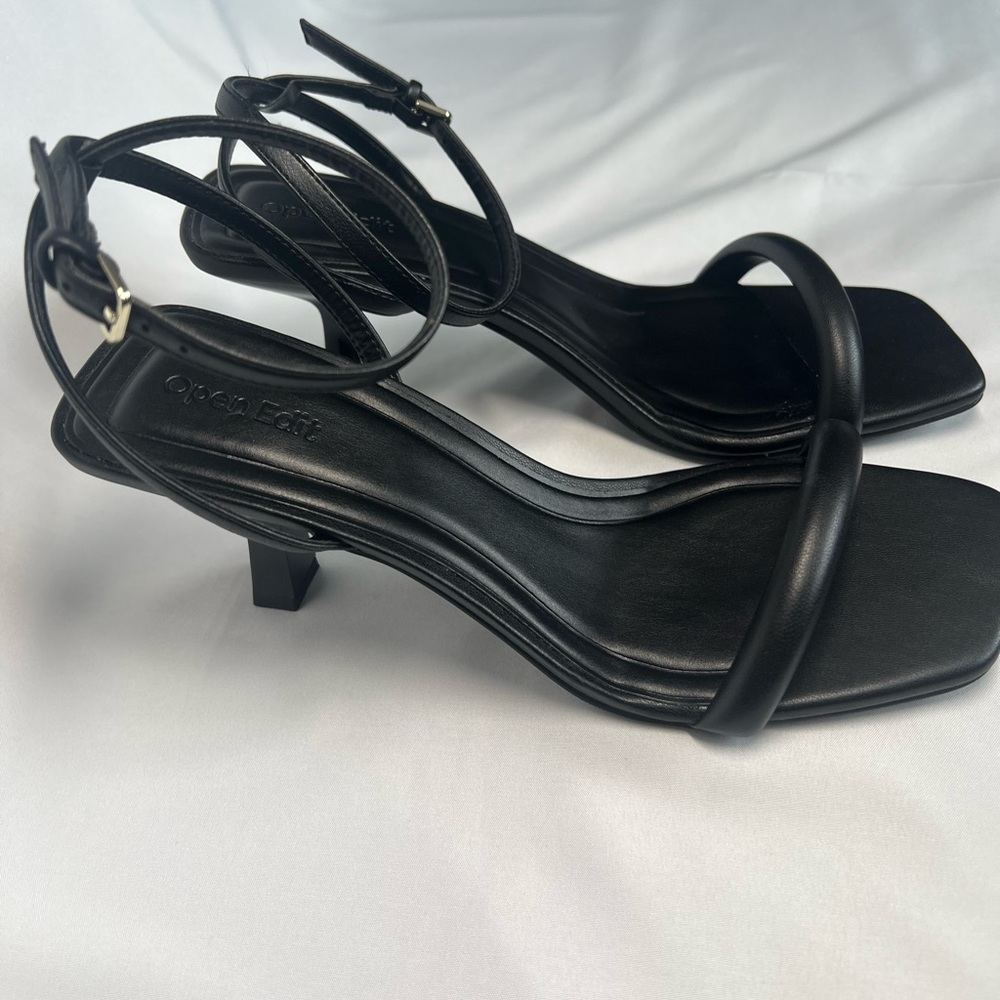 Elegant Black Strappy Heels